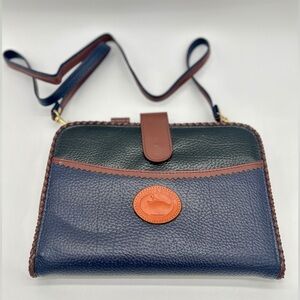 Vintage Dooney & Bourke Vintage Organizer Planner Pebbled Leather Shoulder Strap